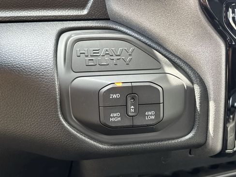 New 2026 RAM 2500 Tradesman AWD/4WD image 25