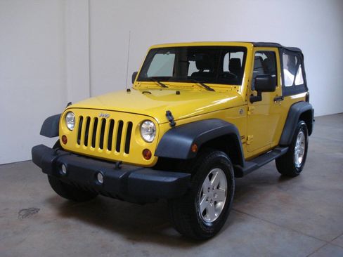 Used 2017 Jeep Wrangler Unlimited Sport image 40