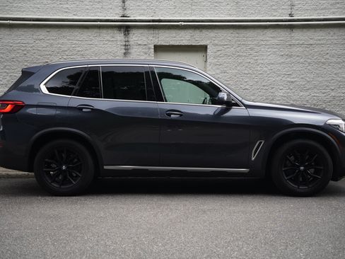 Used 2019 BMW X5 xDrive40i AWD/4WD image 9