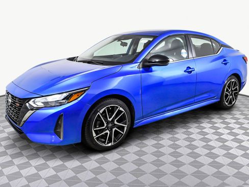 Used 2024 Nissan Sentra SR image 4