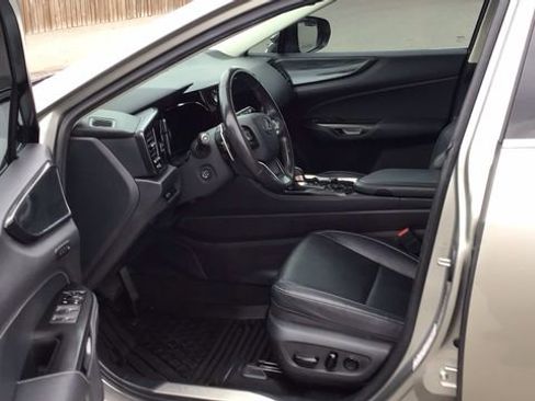 Used 2024 Lexus NX 250 FWD w/ Premium Package image 16