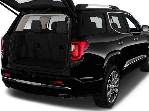 Used 2025 GMC Acadia Denali w/ Super Cruise Package image 7