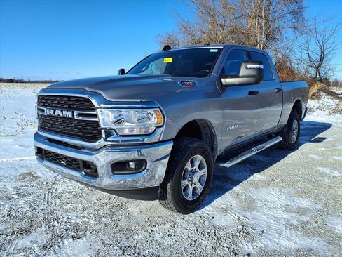 Used 2024 RAM 2500 Big Horn w/ Bed Utility Group image 29