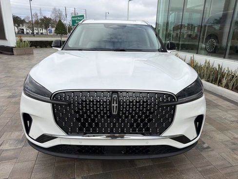 New 2026 Lincoln Aviator Reserve image 6