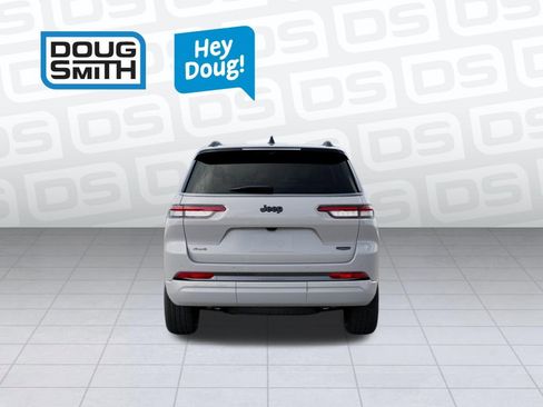 New 2026 Jeep Grand Cherokee L Summit AWD/4WD image 7