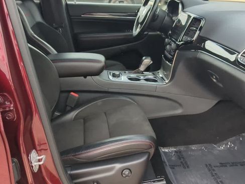 Used 2020 Jeep Grand Cherokee Trailhawk AWD/4WD image 20