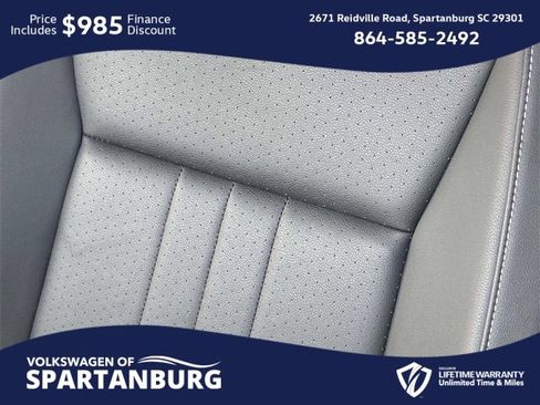 Used 2023 Volkswagen Tiguan SE w/ Panoramic Sunroof Package image 15