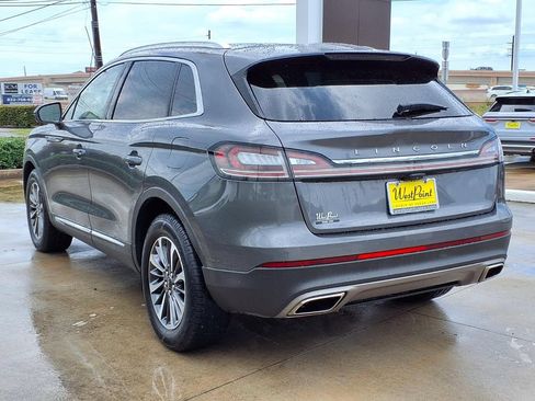 Used 2023 Lincoln Nautilus AWD image 4