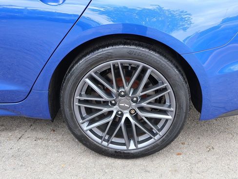 Used 2019 Genesis G70 2.0T Advanced image 20