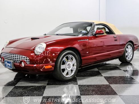 Used 2004 Ford Thunderbird RWD image 10