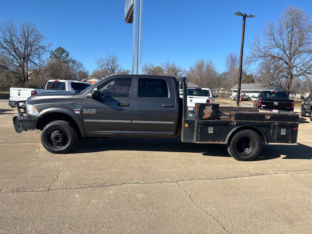 Used 2017 RAM 3500 Tradesman w/ Chrome Appearance Group AWD/4WD image 2