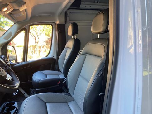 Used 2026 RAM ProMaster 2500 w/ Convenience Group FWD image 21