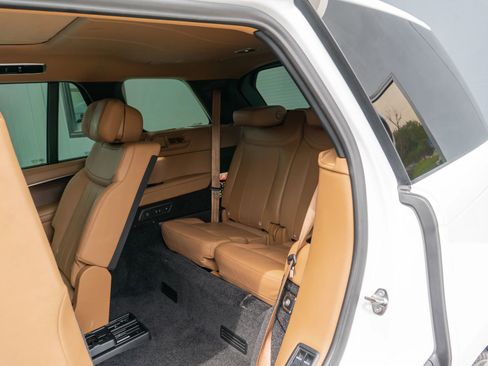 Used 2024 Land Rover Range Rover Long Wheelbase Autobiography AWD/4WD image 13