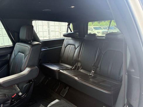 Used 2022 Ford Expedition Max Limited AWD/4WD image 33