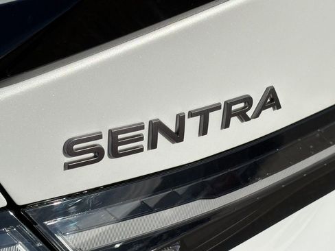 New 2026 Nissan Sentra SR FWD image 10