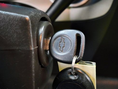 Used 2013 Chevrolet Silverado 2500 LT w/ Interior Plus Package image 29