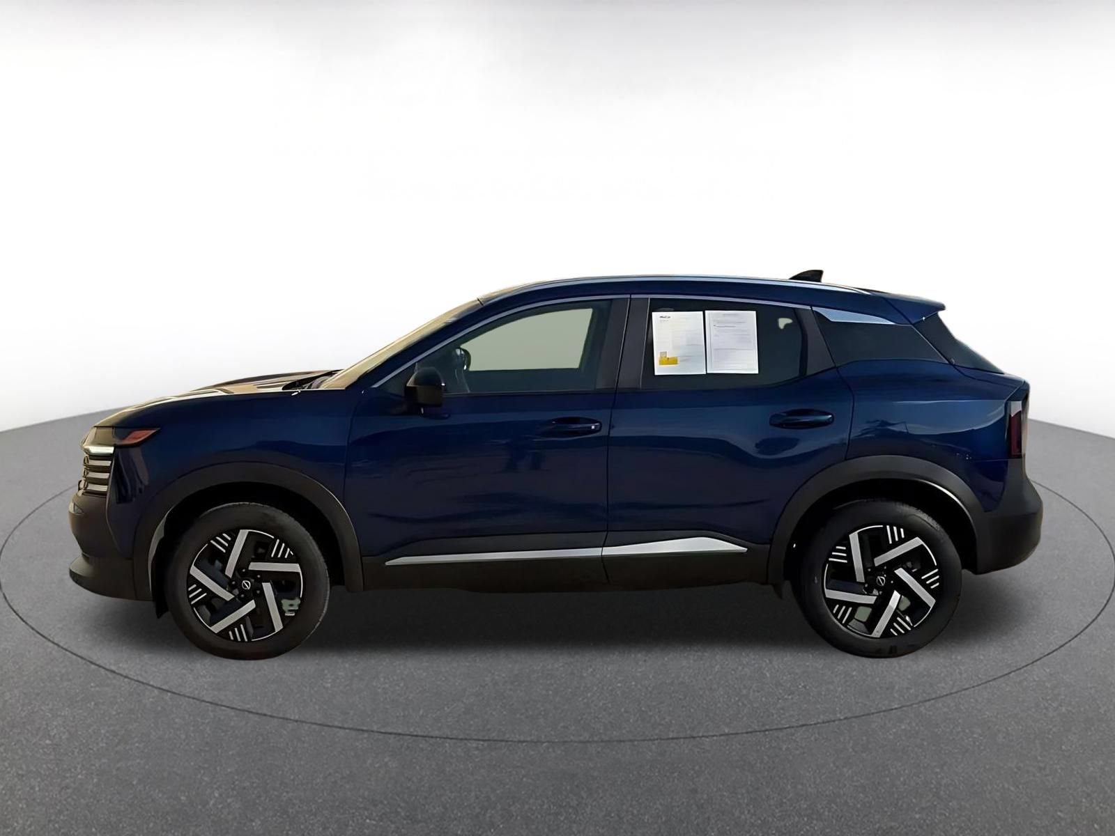 Used 2026 Nissan Kicks SV FWD image 8