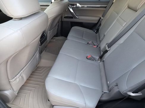 Certified 2022 Lexus GX 460 Luxury AWD/4WD image 9