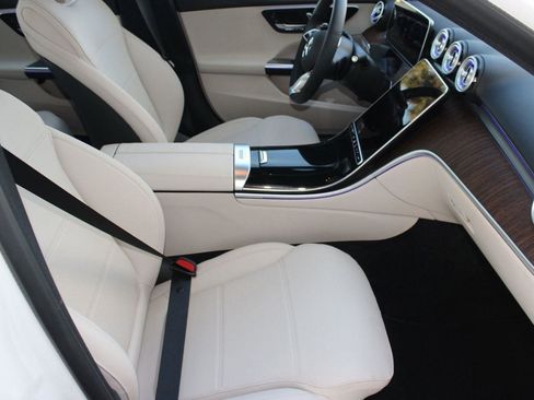 Used 2026 Mercedes-Benz C 300 Sedan image 33