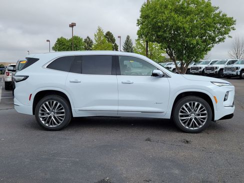 New 2026 Buick Enclave Avenir w/ Super Cruise Package AWD/4WD image 2