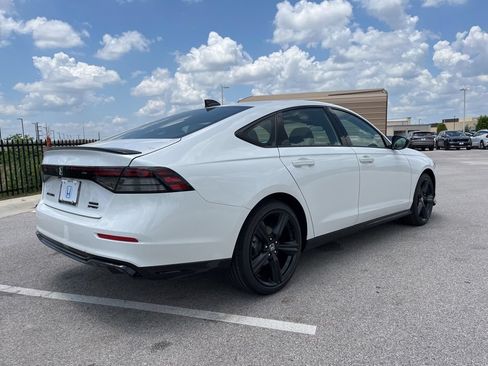 Used 2026 Honda Accord Sport image 3