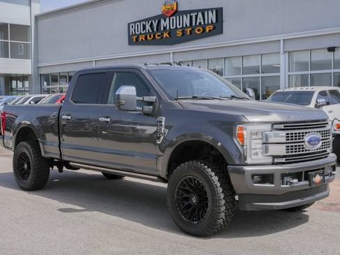 Used 2018 Ford F250 Platinum w/ Platinum Ultimate Package AWD/4WD image 3