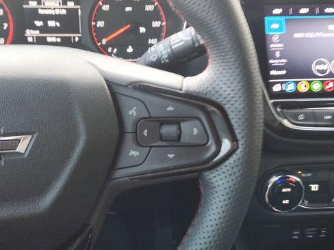 Used 2023 Chevrolet TrailBlazer RS w/ Convenience Package image 30