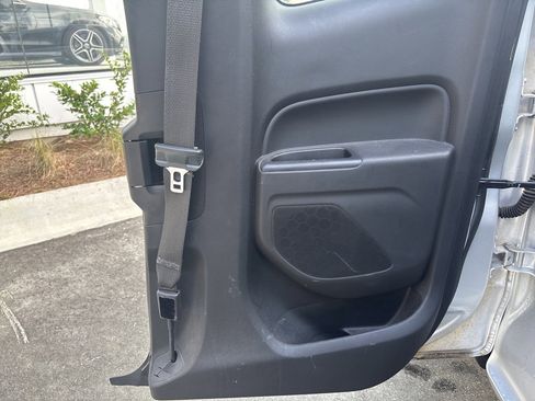 Used 2016 Chevrolet Colorado Z71 image 23