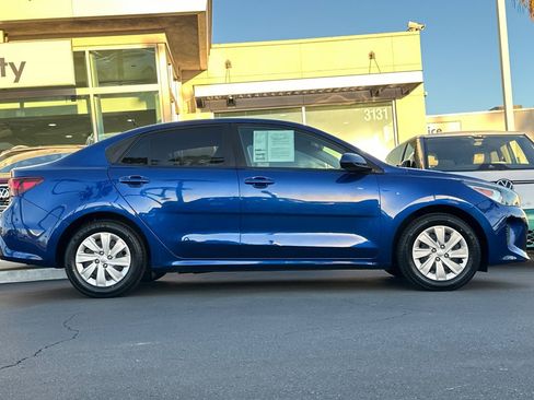 Used 2018 Kia Rio S image 3