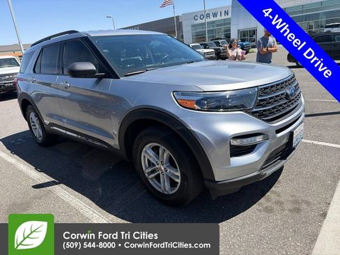 Used 2022 Ford Explorer XLT w/ Equipment Group 202A AWD/4WD image 1