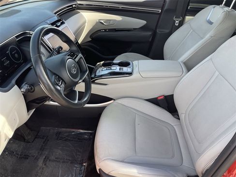 Certified 2022 Hyundai Tucson Limited image 18