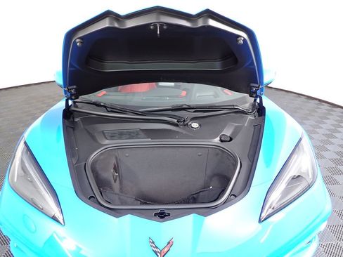 Used 2022 Chevrolet Corvette Stingray Premium Cpe w/ Z51 Performance Package RWD image 12