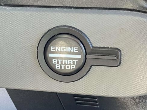 Used 2022 Ford Bronco 2-Door AWD/4WD image 25