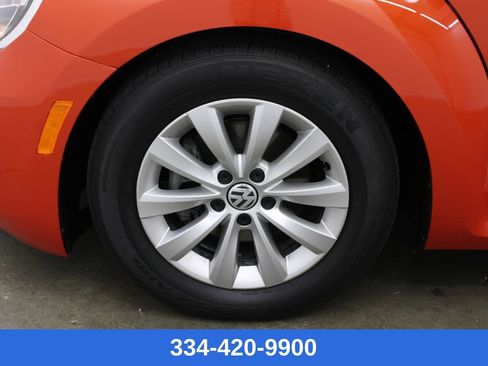 Used 2019 Volkswagen Beetle 2.0T S image 23