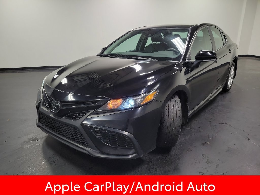 Used 2024 Toyota Camry SE FWD image 4