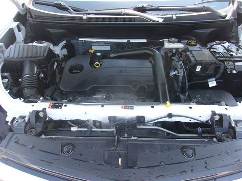Used 2023 Chevrolet Equinox LT AWD/4WD image 22
