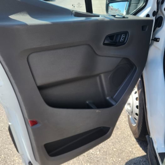 Used 2022 Ford Transit 350 DRW RWD image 12