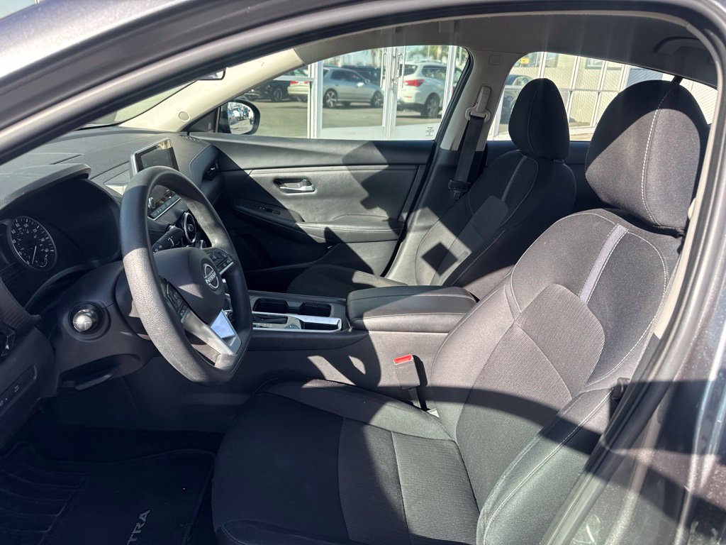 Used 2024 Nissan Sentra SV FWD image 17