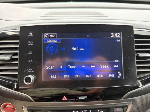 Used 2021 Honda Ridgeline RTL-E image 19