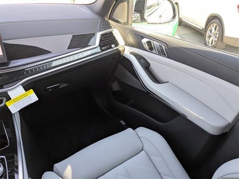 New 2026 BMW X5 xDrive40i image 18