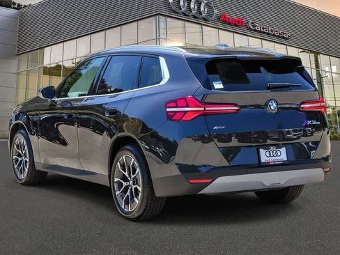 Used 2025 BMW X3 xDrive30i w/ Convenience Package AWD/4WD image 2