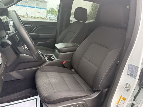 Used 2023 Chevrolet Colorado LT w/ LT Convenience Package II AWD/4WD image 22