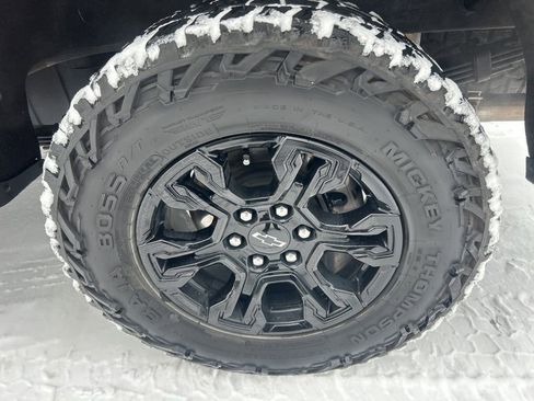 Used 2022 Chevrolet Silverado 1500 ZR2 w/ Technology Package image 27