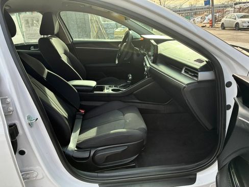 Used 2023 Kia K5 LXS image 13