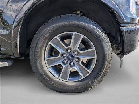 Used 2017 Ford F150 XLT w/ Equipment Group 302A Luxury image 21