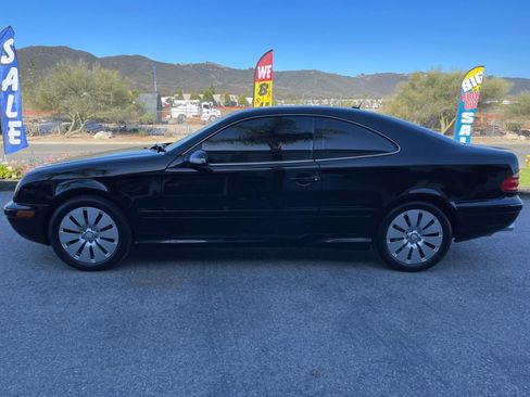 Used 2001 Mercedes-Benz CLK 55 AMG Coupe image 8