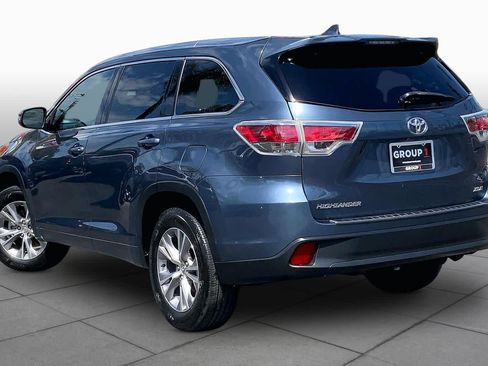 Used 2015 Toyota Highlander XLE FWD image 11