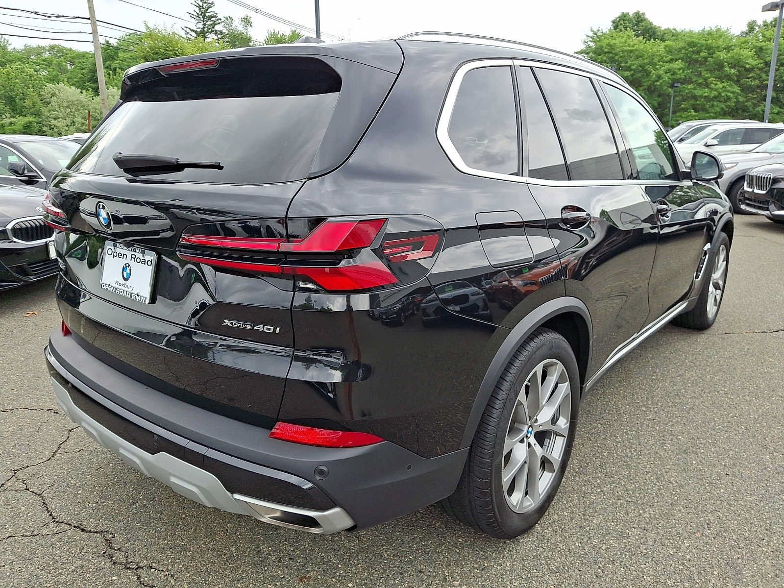 Used 2024 BMW X5 xDrive40i w/ Premium Package AWD/4WD image 7