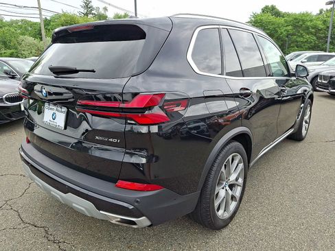 Used 2024 BMW X5 xDrive40i w/ Premium Package AWD/4WD image 7