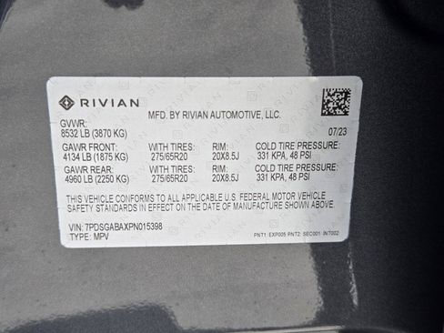 Used 2023 Rivian R1S Adventure AWD/4WD image 25